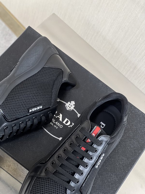 Prada 남성 가죽 두꺼운 바닥 운동화 001-227146