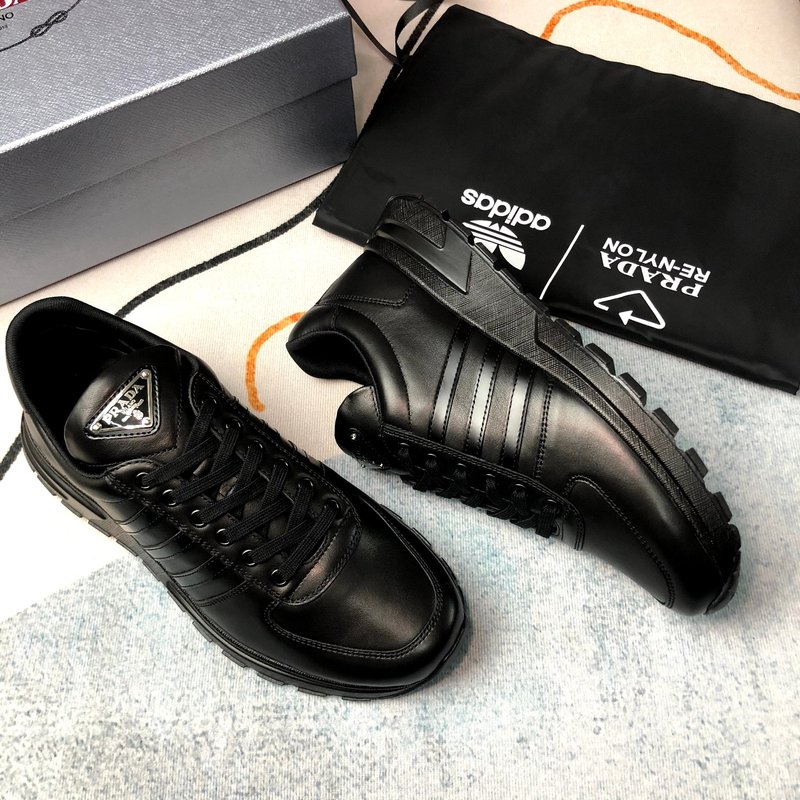 PRADA 블랙 가죽 신발 001-227160