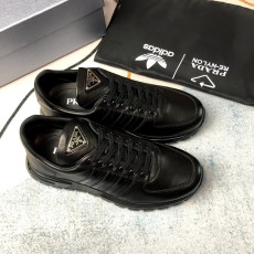PRADA 블랙 가죽 신발 001-227160