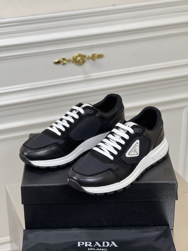 Prada 남성 캐주얼 레더 스니커즈 001-227199