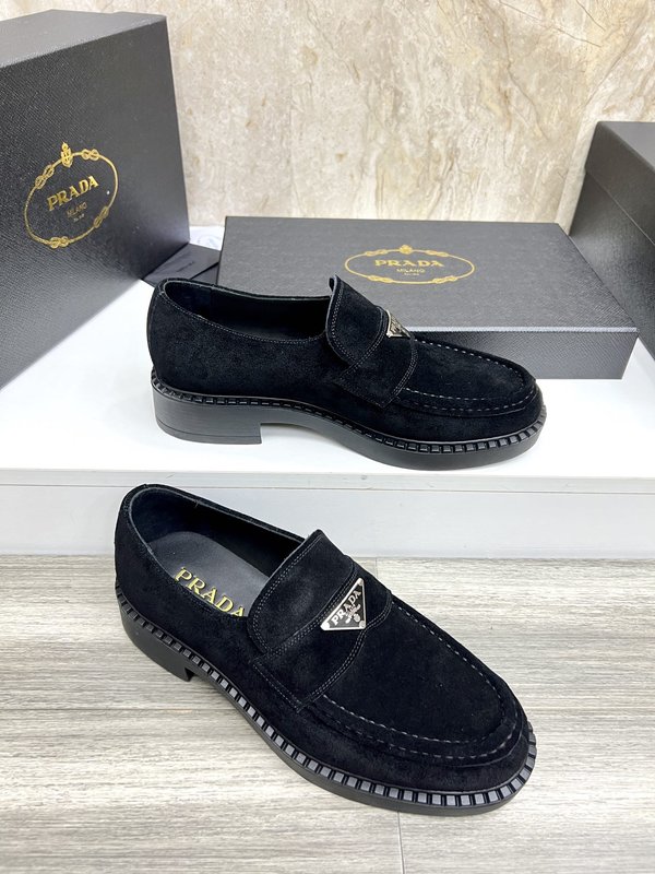 프라다 Prada 신규 스웨이드 가죽 슈즈 001-227206