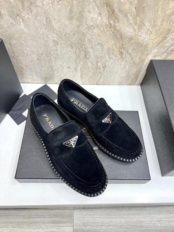 프라다 Prada 신규 스웨이드 가죽 슈즈 001-227206