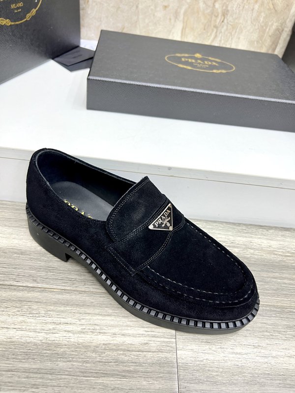 프라다 Prada 신규 스웨이드 가죽 슈즈 001-227206