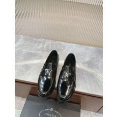 프라다 남성용 수입 소금 가죽 캐주얼 구두 001-227210