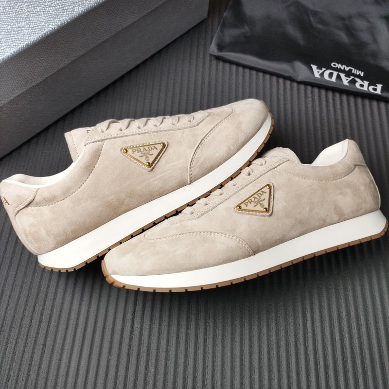 프라다 PRADA 앱리콧 스웨이드 슈즈 001-227217