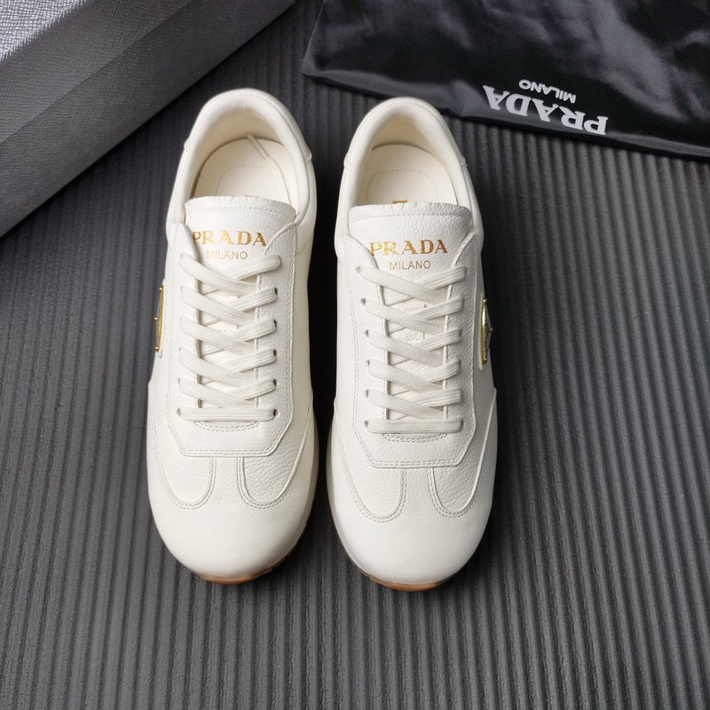 PRADA 프라다 신규 화이트 신발 001-227233