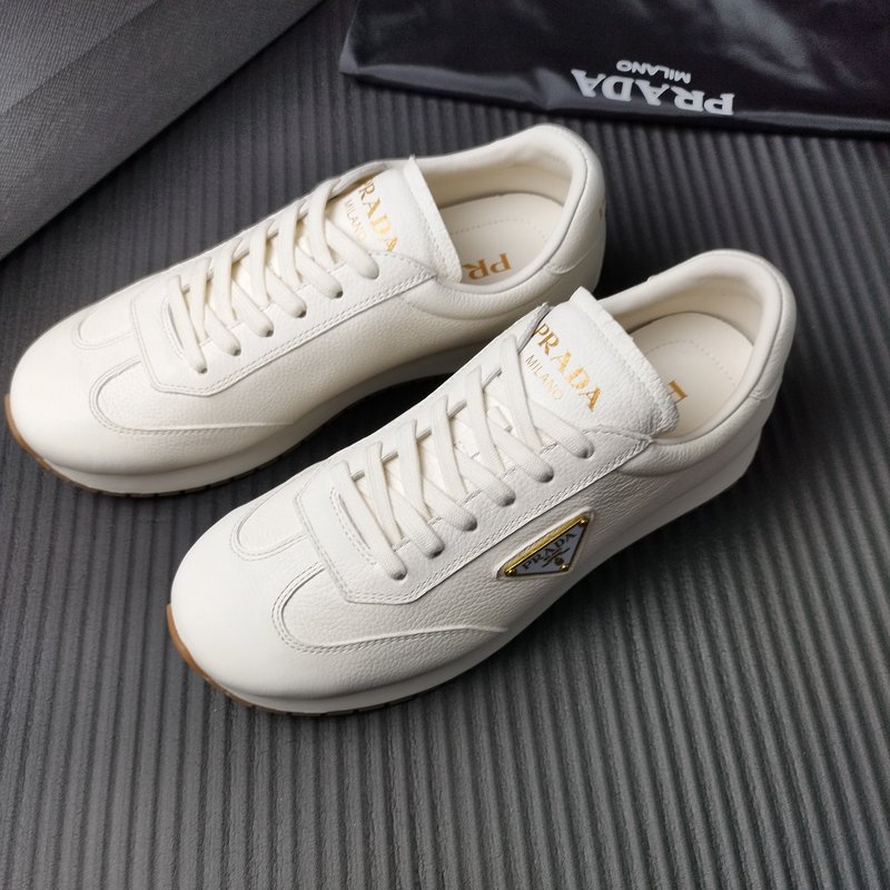 PRADA 프라다 신규 화이트 신발 001-227233