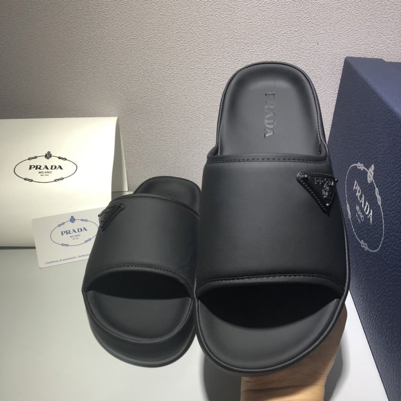 프라다 심플 빵 슬라이드 샌들 001-227259