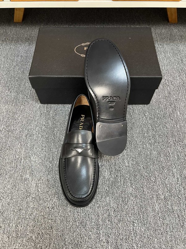 프라다 Prada 남성 소가죽 구두 001-227275
