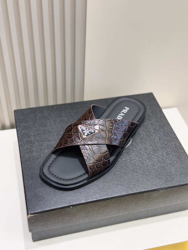 Prada 더블 스트랩 가죽 남성 슬리퍼 001-227279