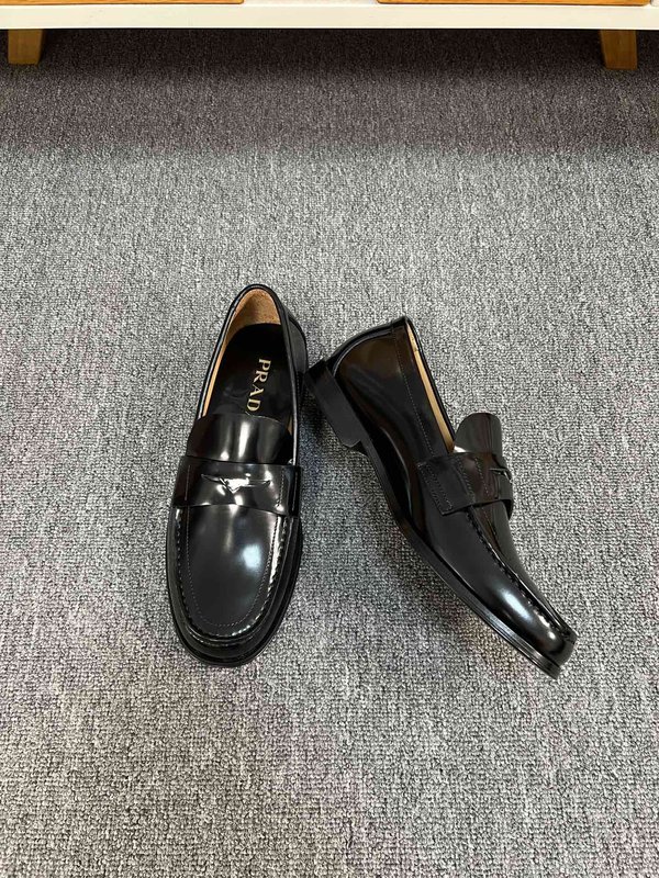 프라다 Prada 남성 소가죽 구두 001-227288