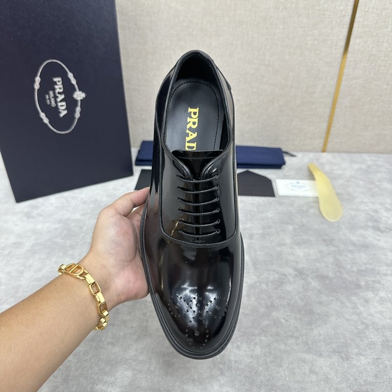 프라다 PRADA 삼각 로고 플랫폼 로퍼 001-227321