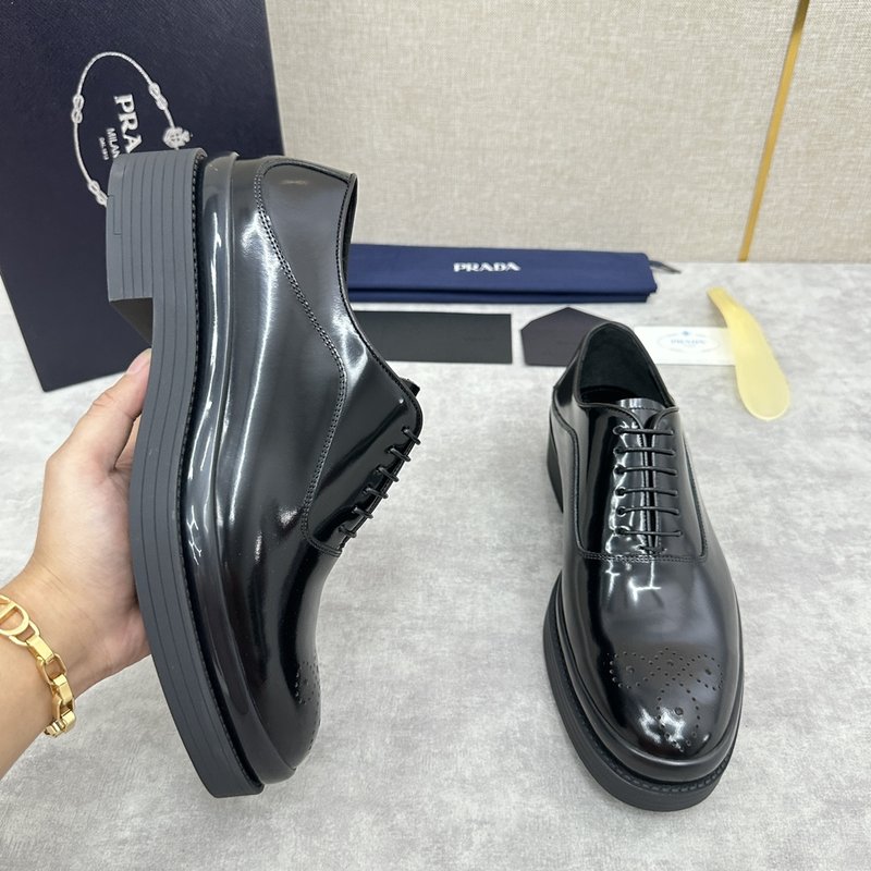 프라다 PRADA 삼각 로고 플랫폼 로퍼 001-227321