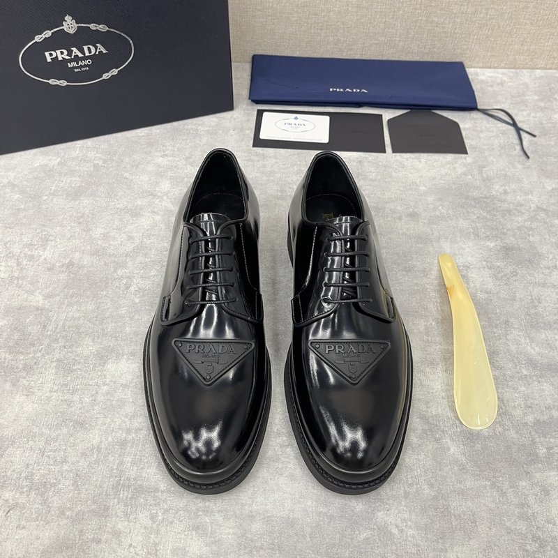 프라다 PRADA 삼각 두꺼운 바닥 로퍼 001-227322