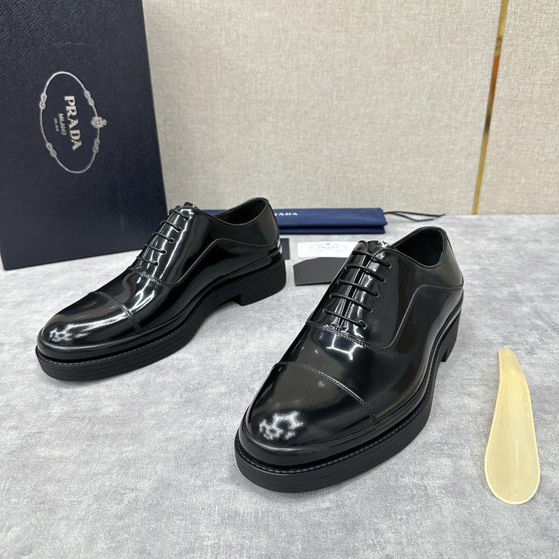 프라다 PRADA 삼각 로고 플랫폼 로퍼 001-227323