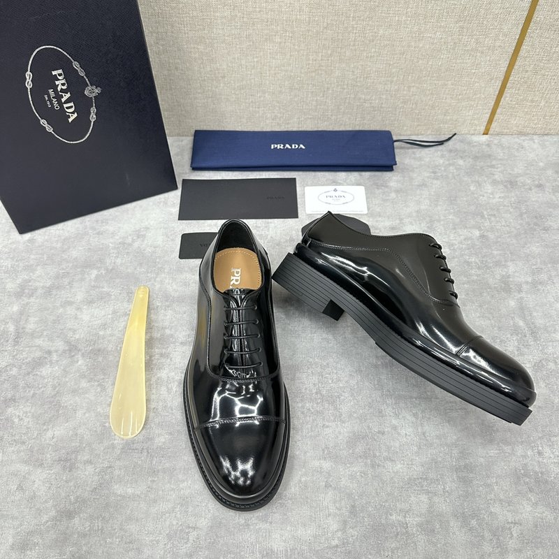 프라다 PRADA 삼각 로고 플랫폼 로퍼 001-227323