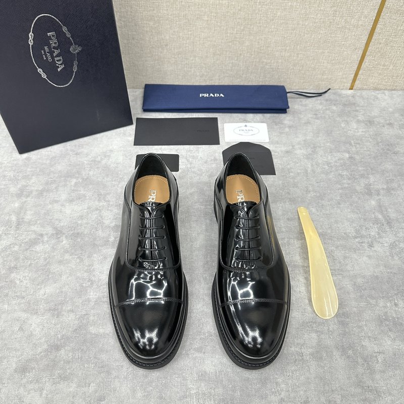 프라다 PRADA 삼각 로고 플랫폼 로퍼 001-227323