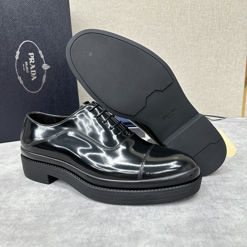 프라다 PRADA 삼각 로고 플랫폼 로퍼 001-227323
