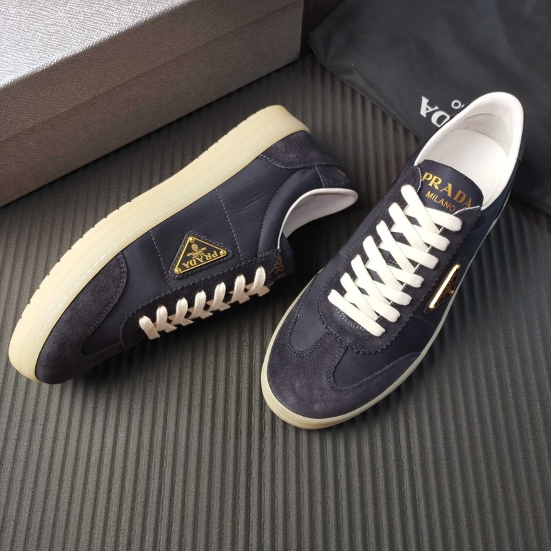 PRADA 란포 소재 캐주얼 슈즈 001-227361