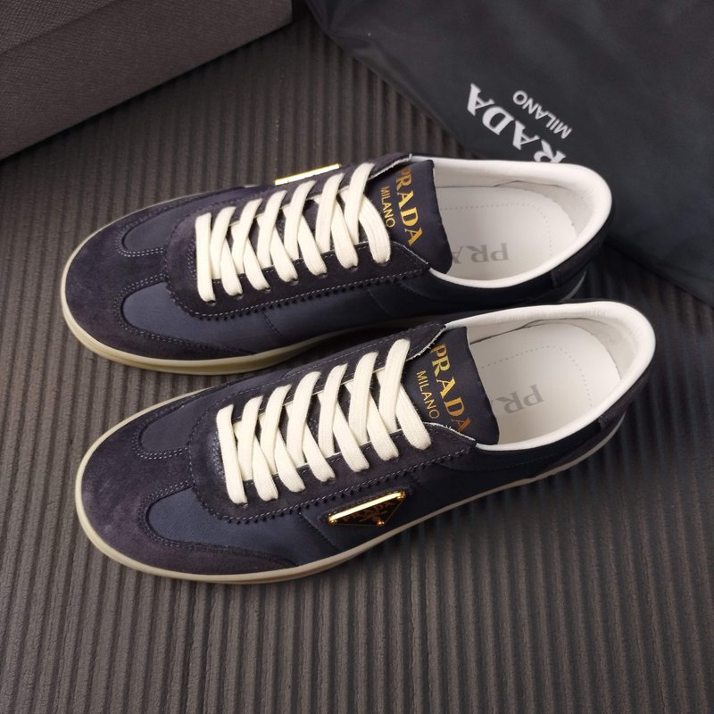 PRADA 란포 소재 캐주얼 슈즈 001-227361