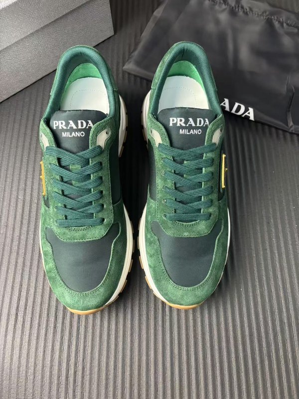PRADA 그린 신상품 패션 제품 001-227367