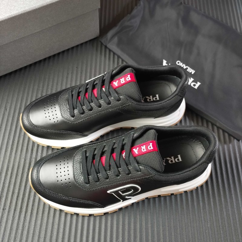 PRADA 블랙 가죽 신발 신규 39-45 001-227372