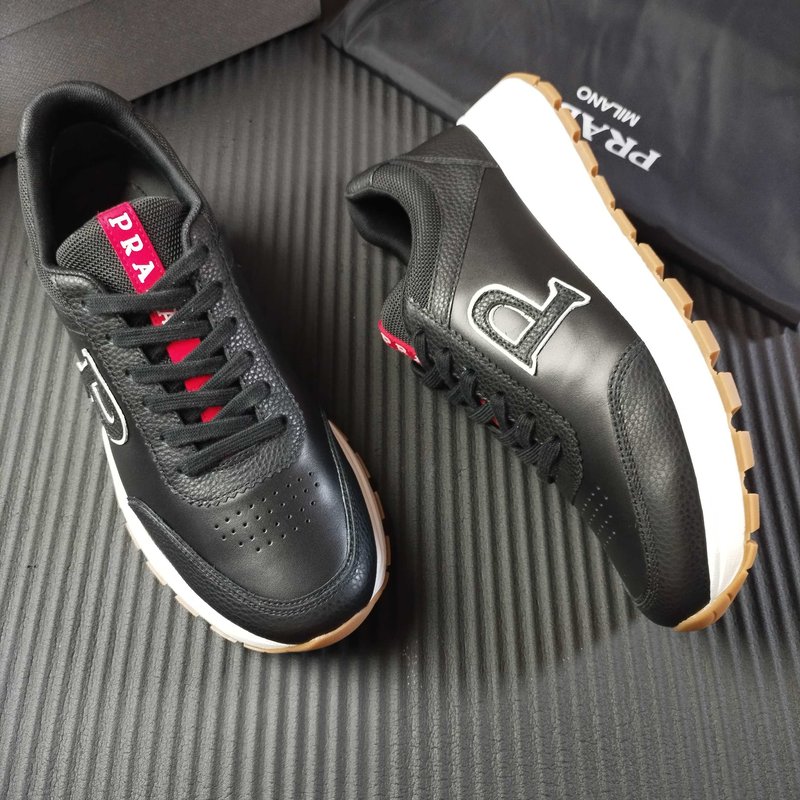 PRADA 블랙 가죽 신발 신규 39-45 001-227372