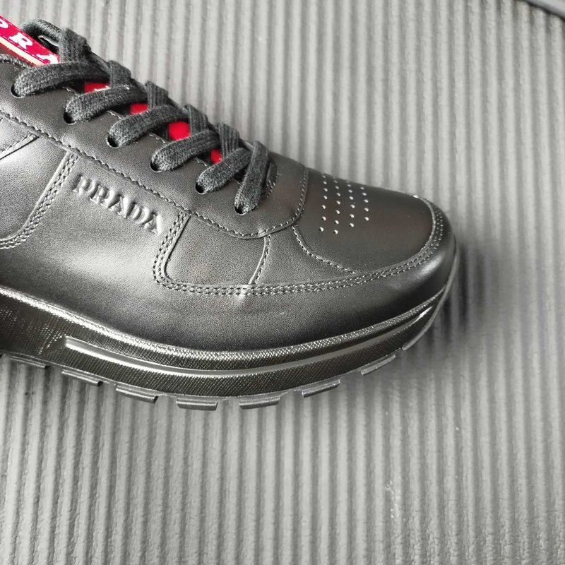 PRADA 블랙 가죽 신발 001-227386