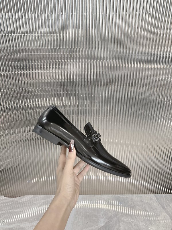 Prada 프라다 남성 캐주얼 로퍼 가죽신발 001-227393