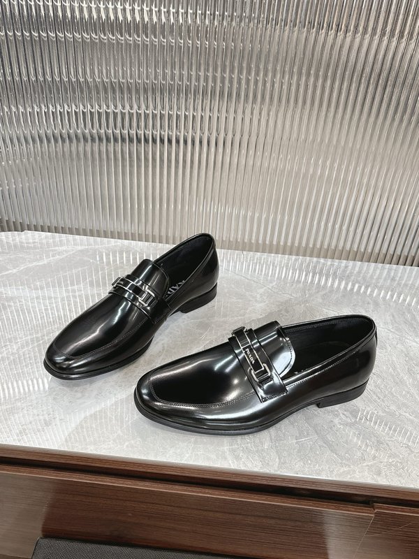 Prada 프라다 남성 캐주얼 로퍼 가죽신발 001-227393