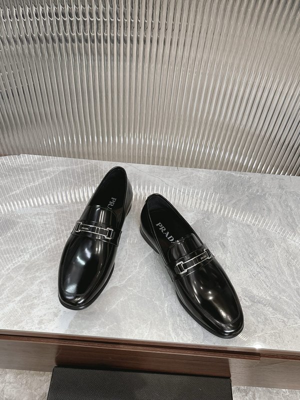 Prada 프라다 남성 캐주얼 로퍼 가죽신발 001-227393