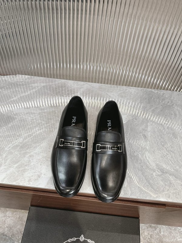 Prada 프라다 남성 수입 송아지 가죽 로퍼 001-227395