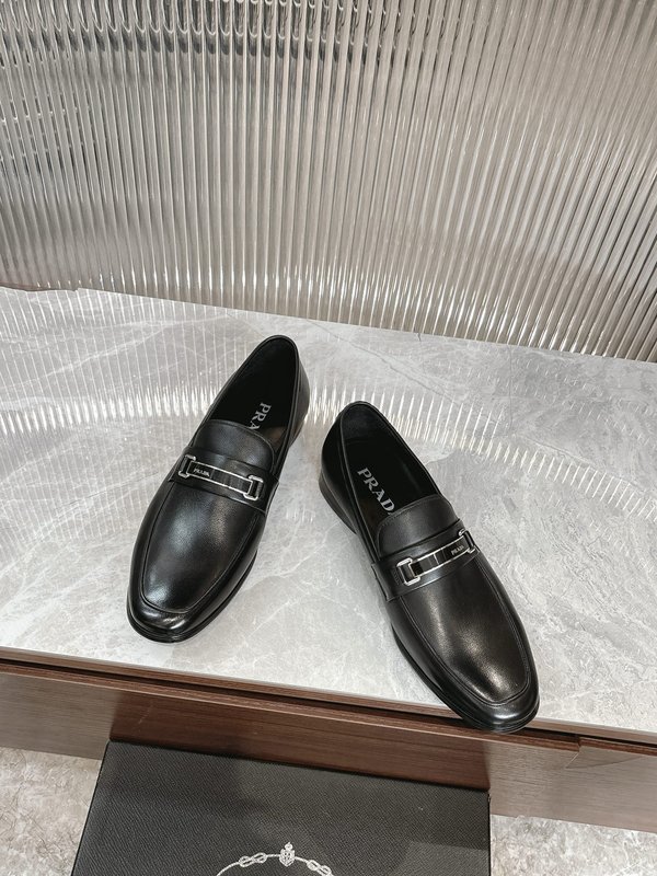 Prada 프라다 남성 수입 송아지 가죽 로퍼 001-227395