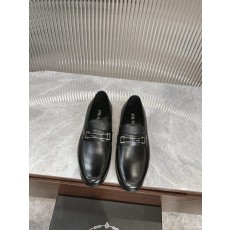 Prada 프라다 남성 수입 송아지 가죽 로퍼 001-227395