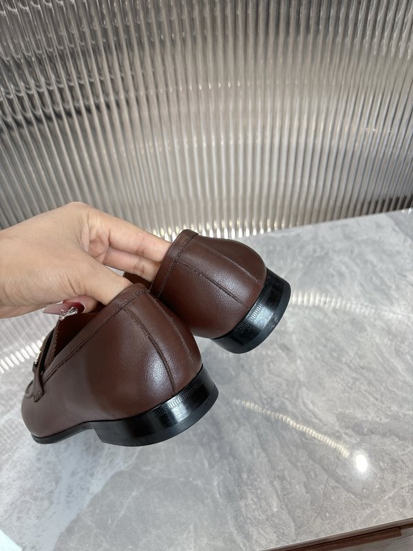 프라다 남성 캐주얼 로퍼 구두 001-227396