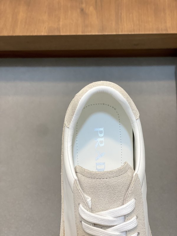 Prada 프라다 남성 레더 운동화 001-227413