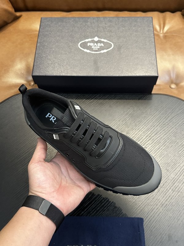 Prada 프라다 남성 나일론 운동화 001-227450
