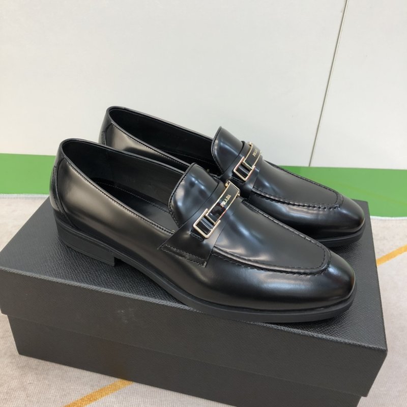 PRADA 패션 캐주얼 런웨이 가죽 신발 001-227476