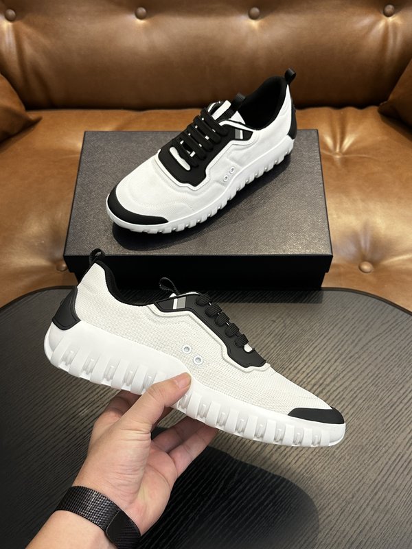 Prada 프라다 남성 나일론 운동화 001-227505