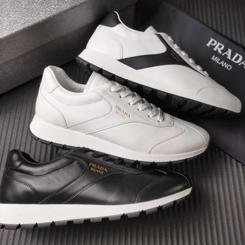 PRADA 프라다 블랙 캐주얼 운동화 001-227515