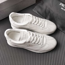 PRADA 화이트 가죽 캐주얼 슈즈 001-227517