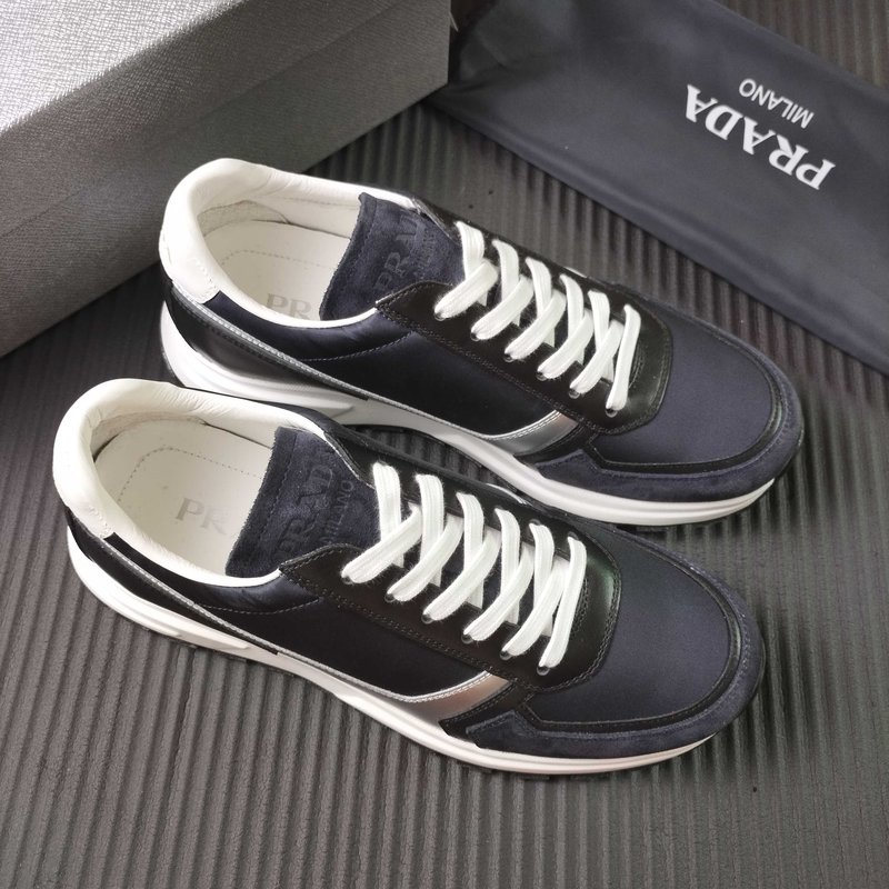 PRADA 란포 소재 운동화 001-227548