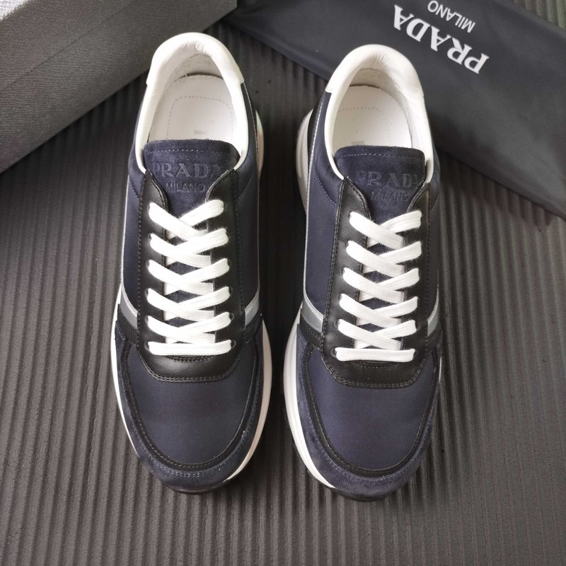 PRADA 란포 소재 운동화 001-227548