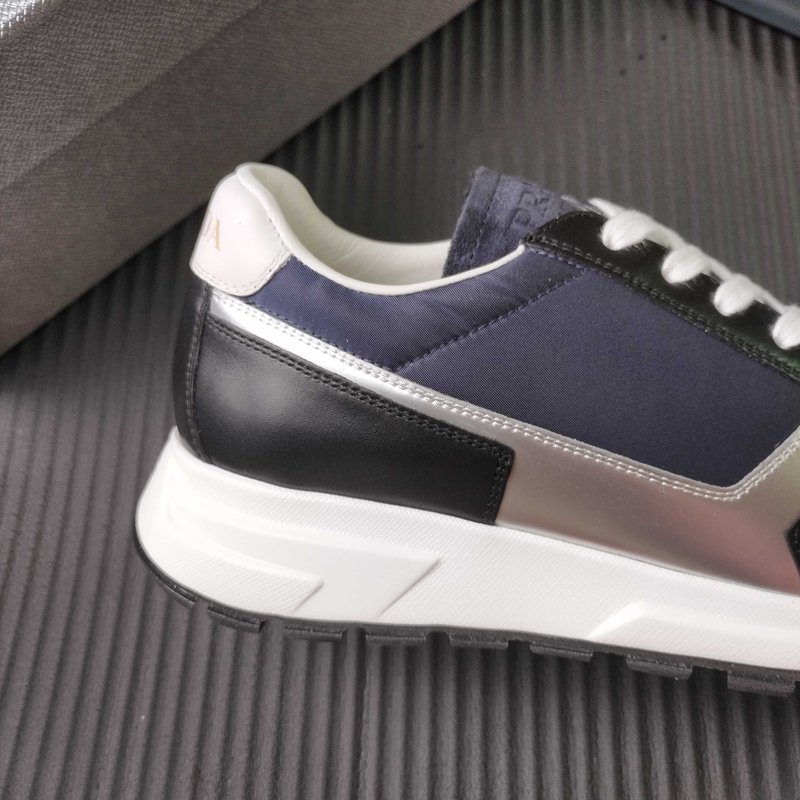 PRADA 란포 소재 운동화 001-227548