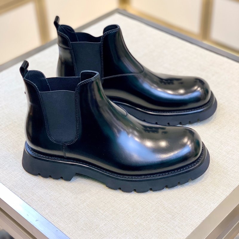 PRADA 클래식 라운드 토 남성 가죽 부츠 001-227556