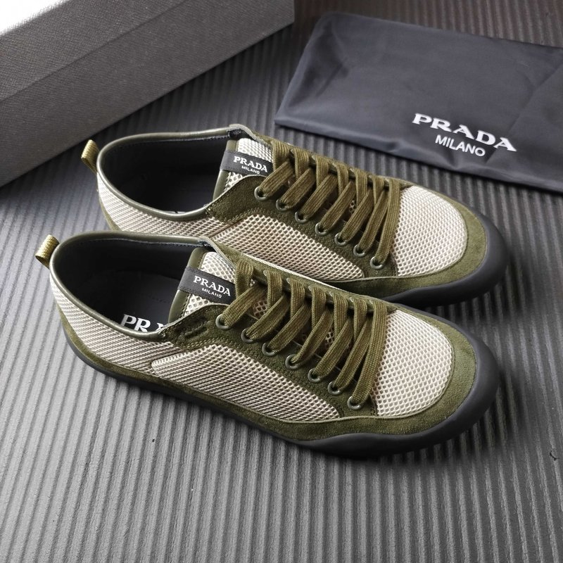 PRADA 프라다 그린 로우톱 스니커즈 001-227636