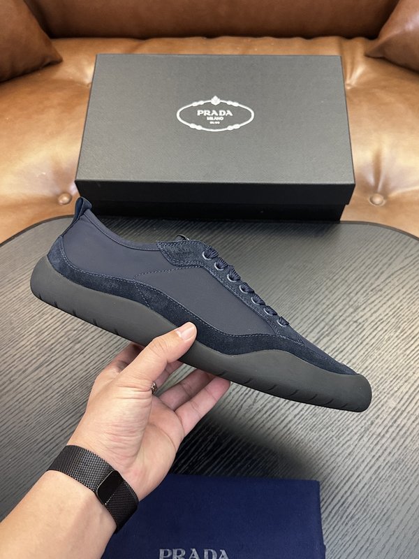 Prada 프라다 남성 나일론 운동화 001-227640