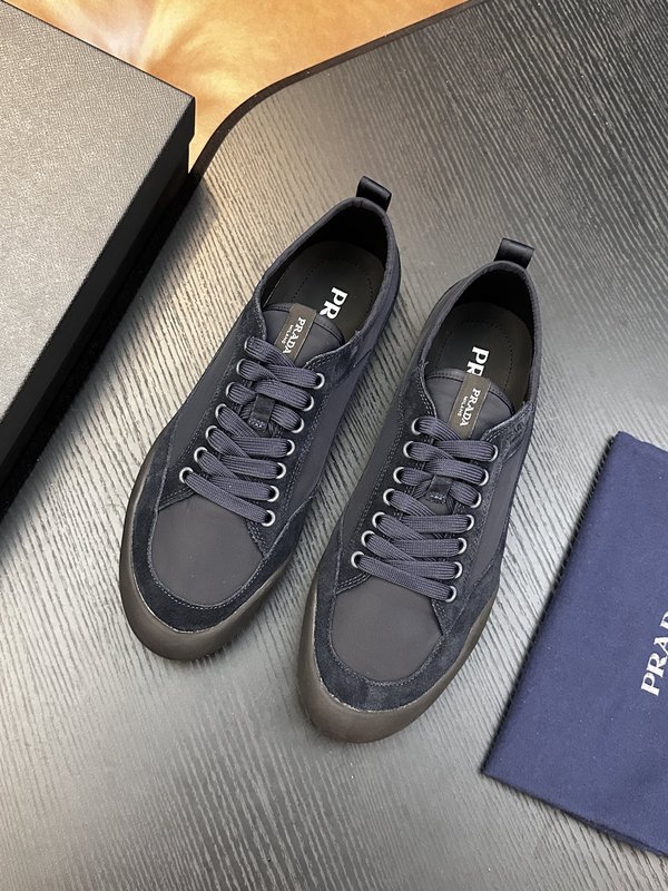 Prada 프라다 남성 나일론 운동화 001-227640
