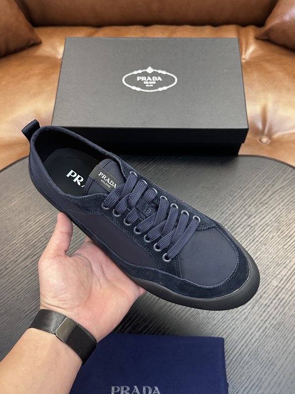 Prada 프라다 남성 나일론 운동화 001-227640