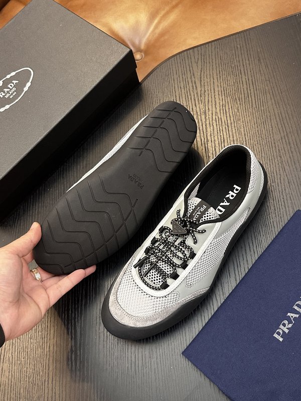 Prada 프라다 남성 나일론 운동화 001-227651
